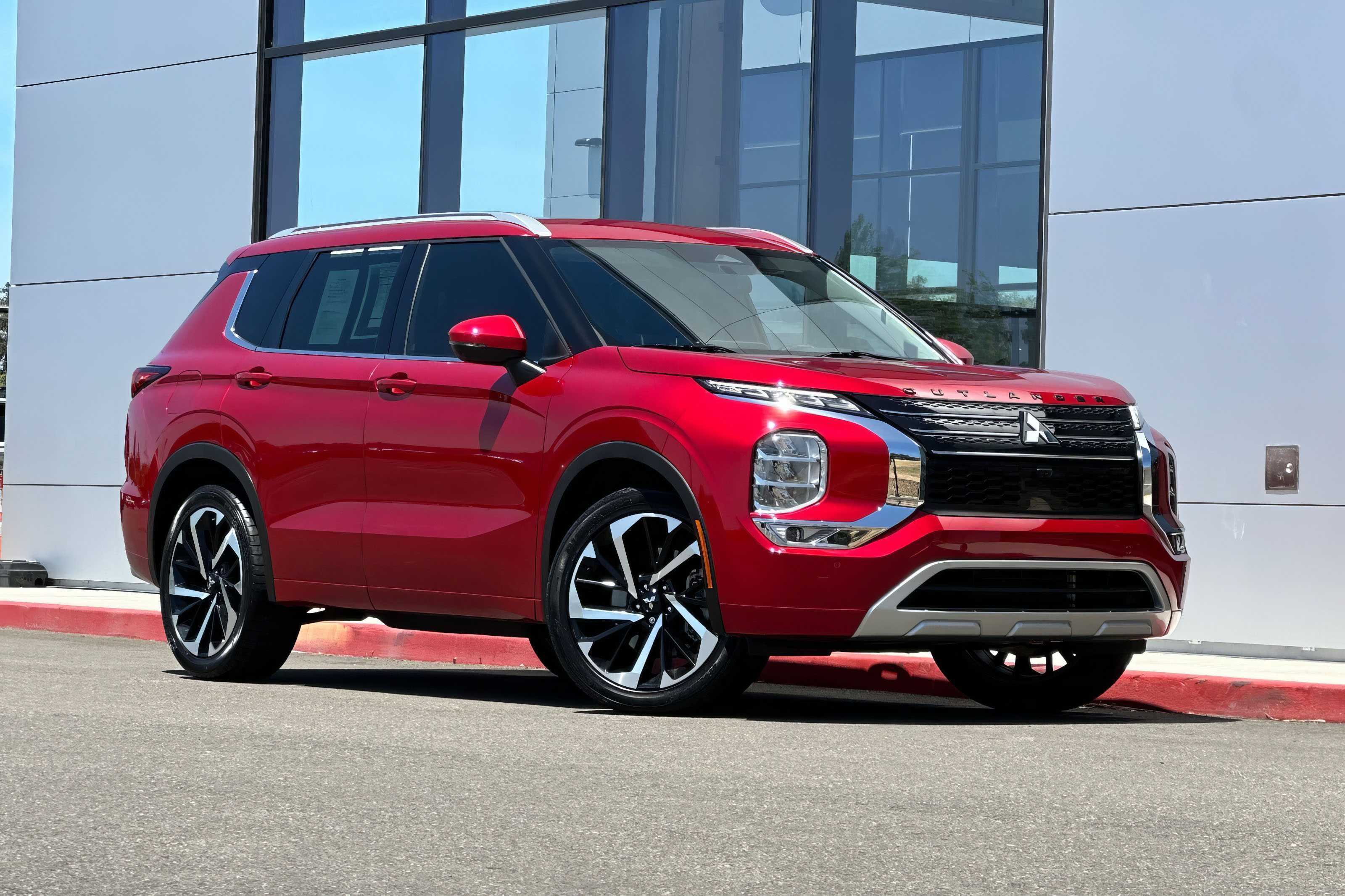 2023 Mitsubishi Outlander SEL
