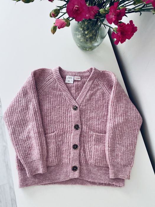 Sweter z dzianiny zapinany Zara różowy kardigan