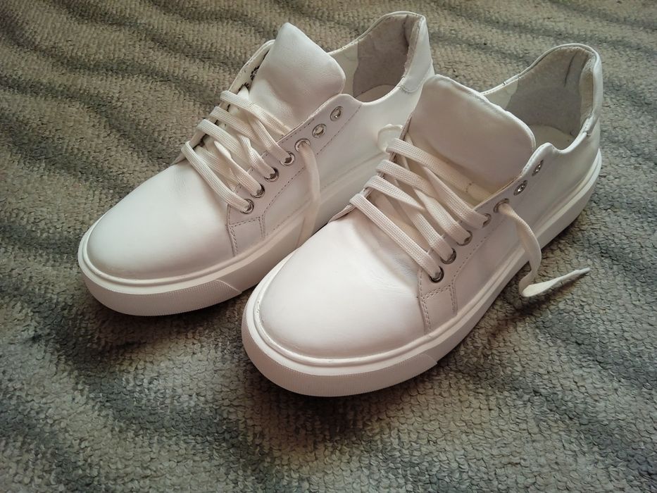 макаини шкіра для підлітка 42 розмір