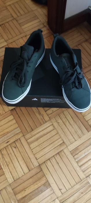 Sapatilhas  adidas 44 2/3