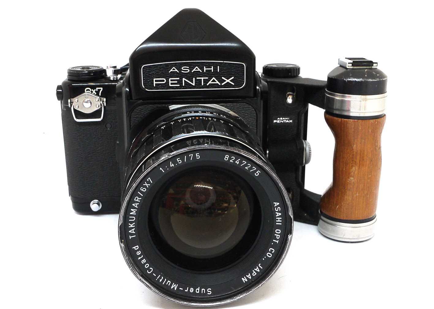 Pentax 6x7 com punho visor e objetiva