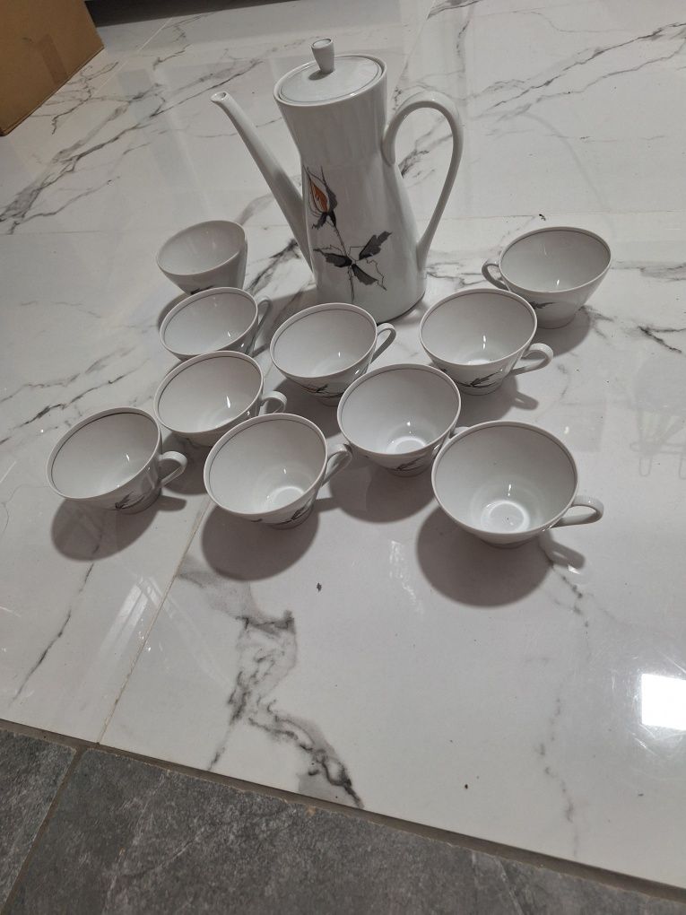 9 filiżanek dzbanek cukiernica zestaw serwis porcelana freiberger