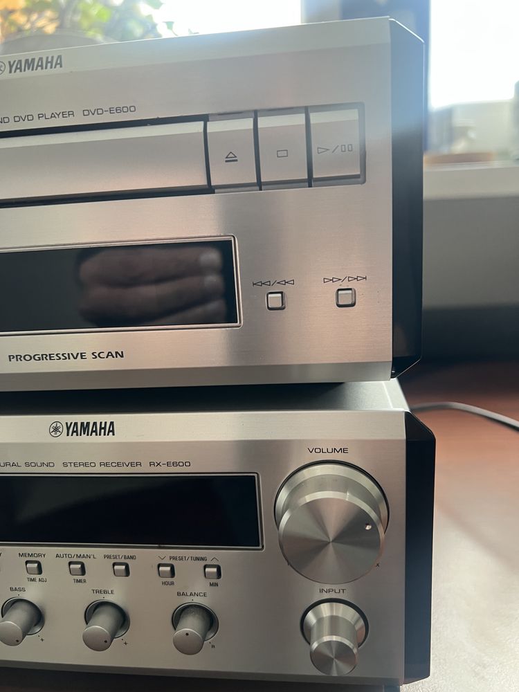 amplituner dvd Yamaha RX-E600