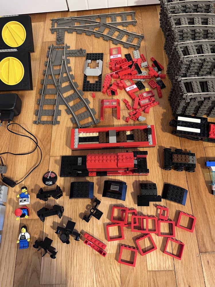 Zestaw Lego pociagi 9V (Train)