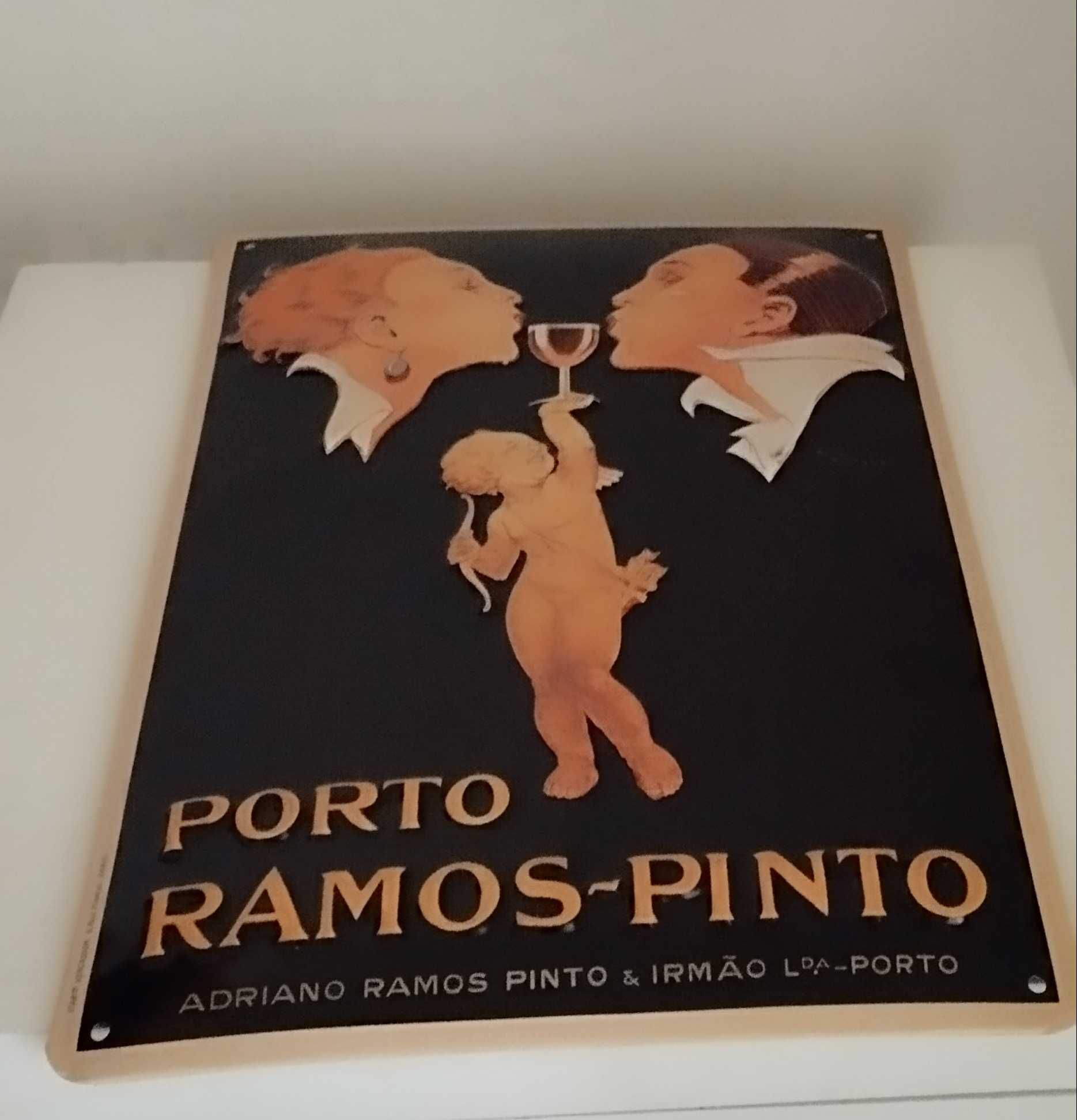 Placa metálica vintage Porto Ramos Pinto