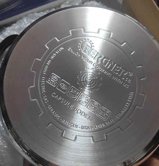 Komplet garnków stalowych Bergner z patelnią 12 el szklane pokrywki