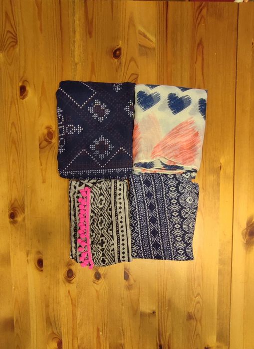 Chusty damskie zestaw