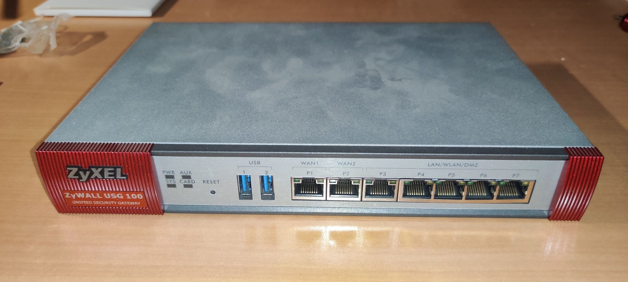 Zyxel Zywall USG100 - Firewall/switch
