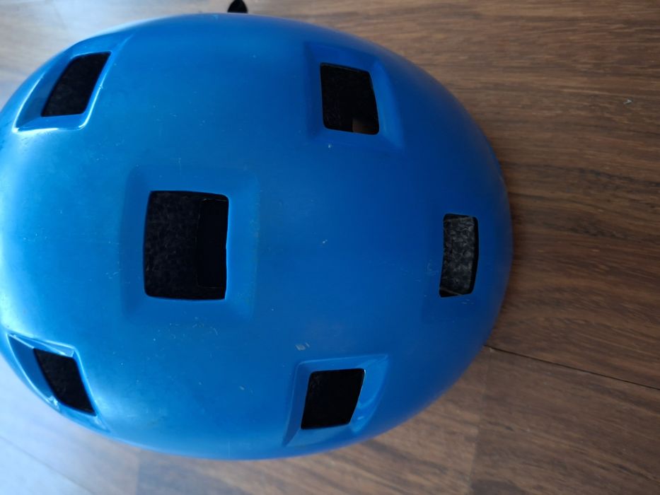 Capacete e conjunto de protecção