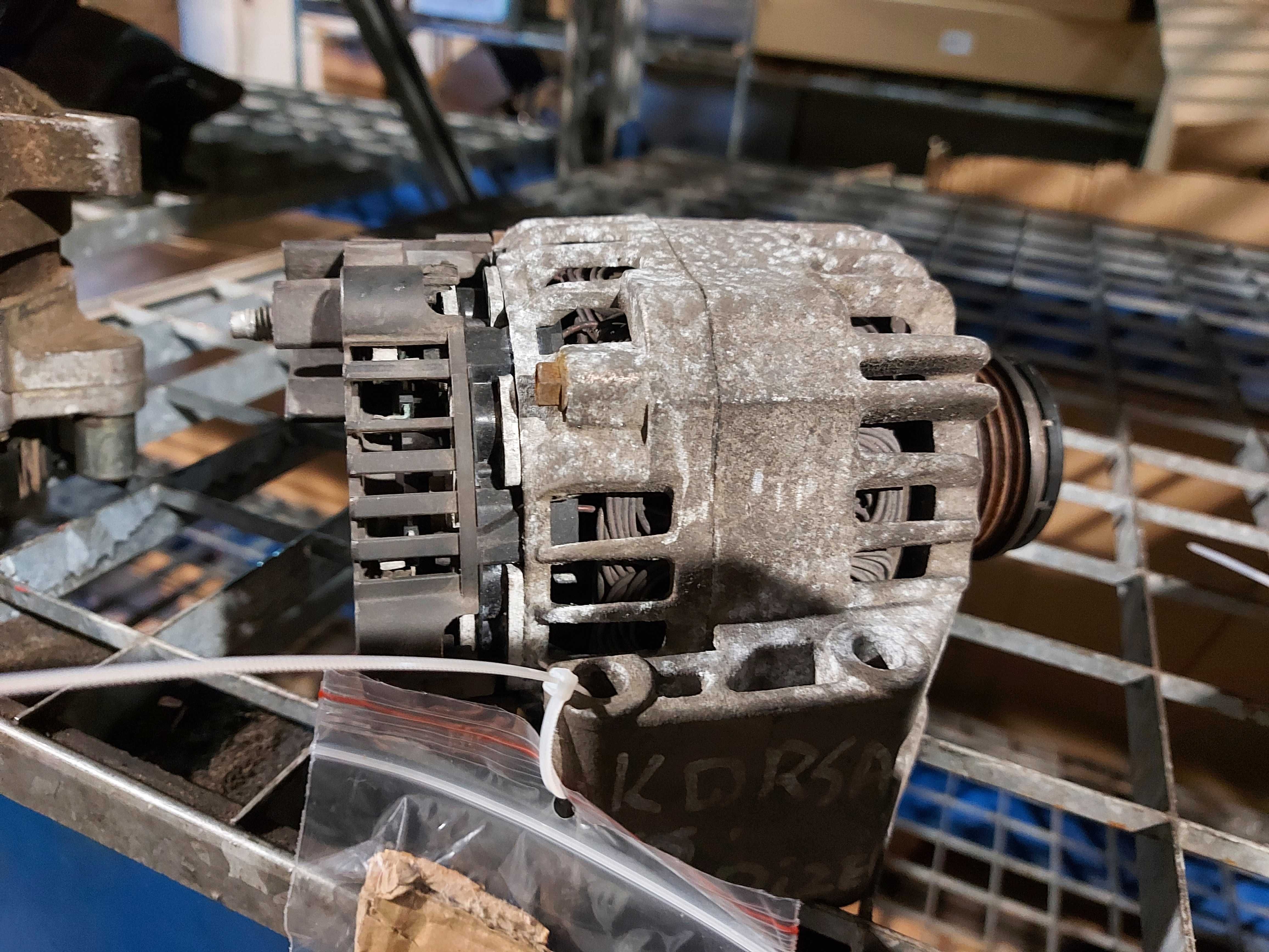 Opel Corsa D alternator 1,3 CDTI FV transport/dostawa