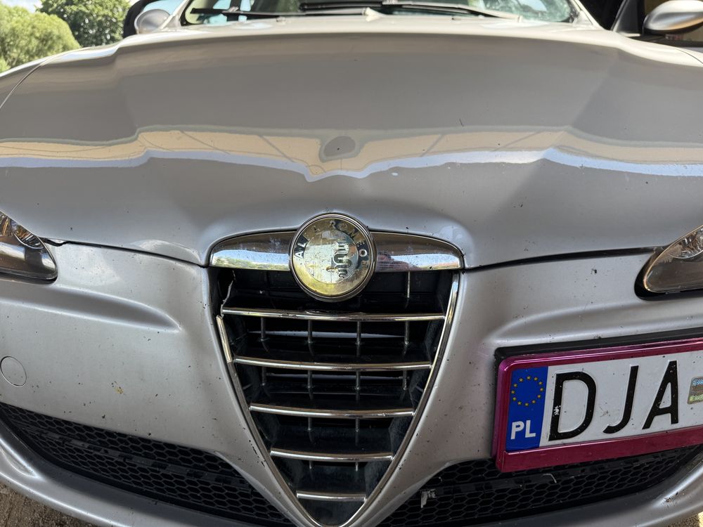 Alfa romeo 147 1.6 benzyna