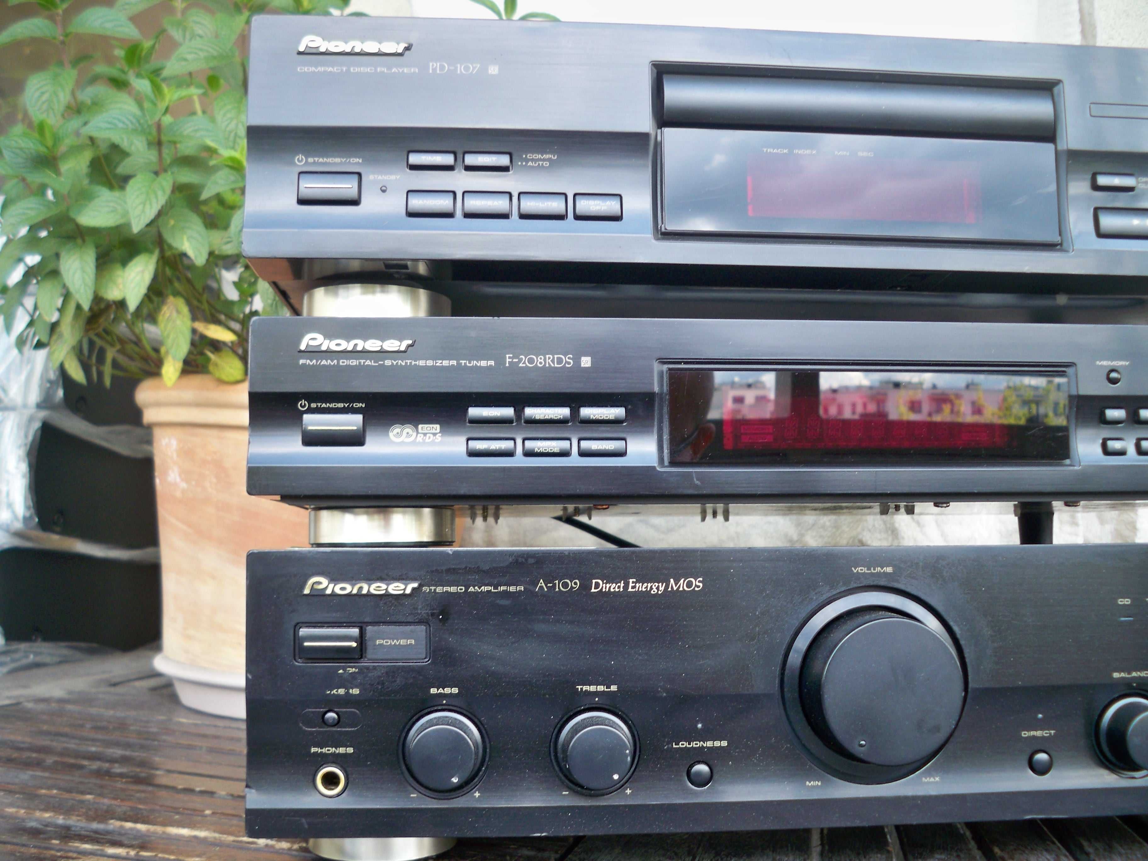 wieża Pioneer wzmacniacz A-109 + tuner F-208RDS + odtwarzacz CD PD-107
