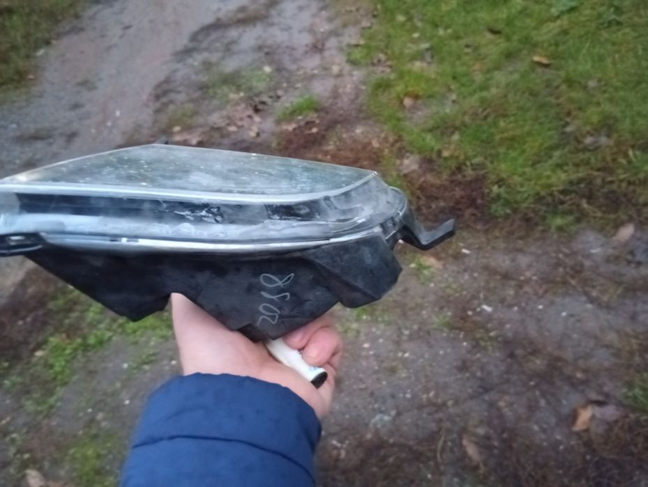 Протитумана фара правая VW JETTA 15-18