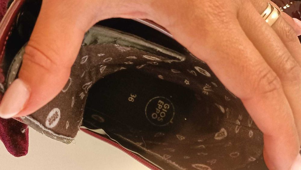 Botas de menina bordô da marca "GIOS EPPO"