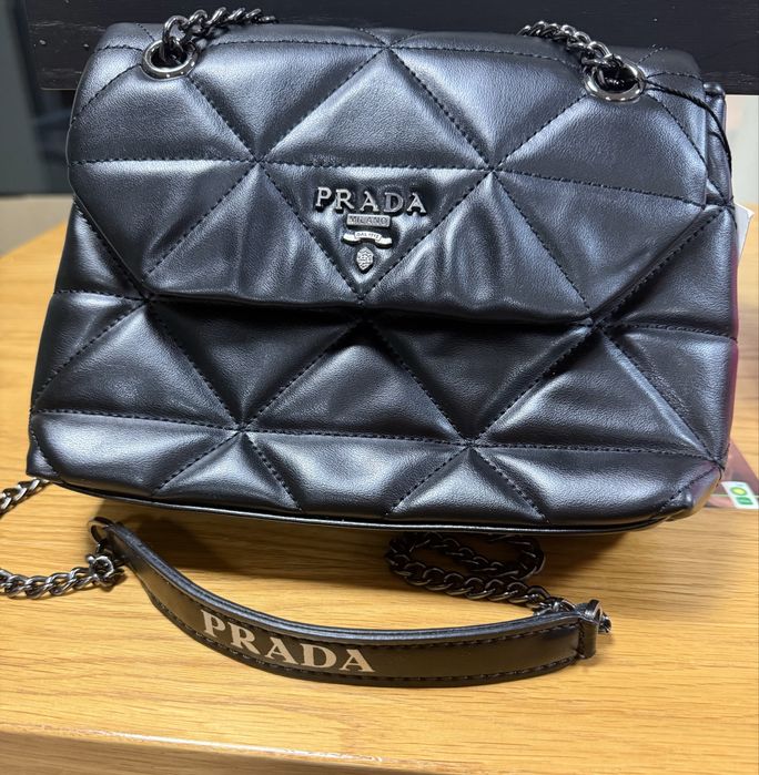 Torebka Prada czarna