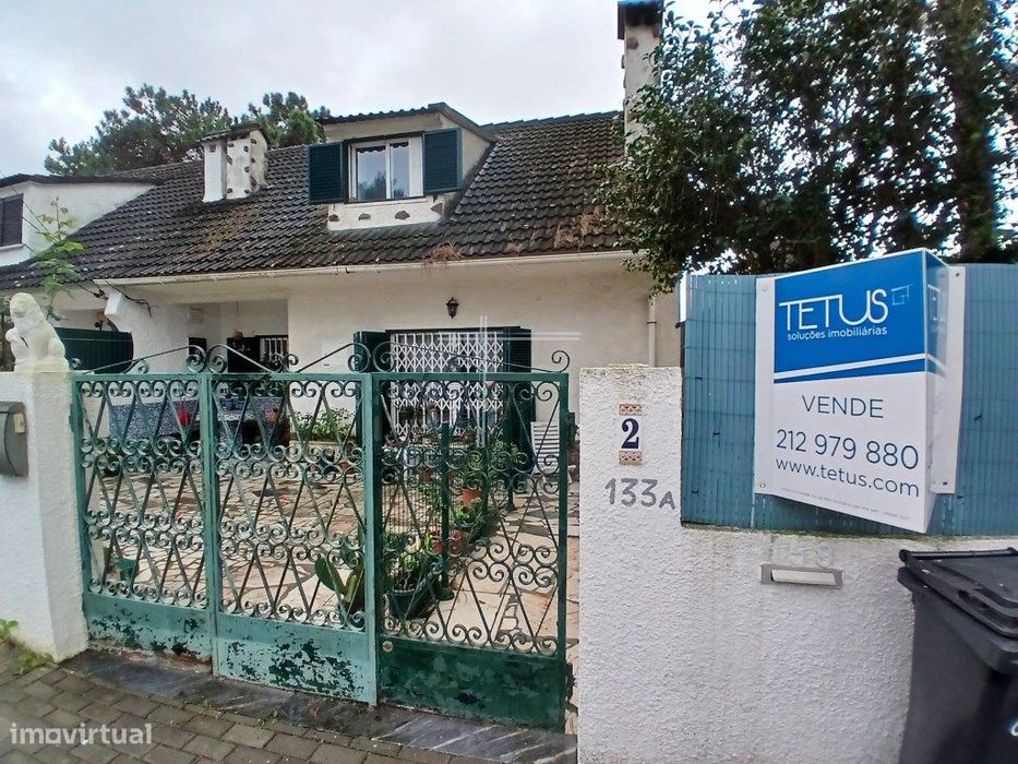 Moradia geminada T3, arquitetura tradicional- Aroeira