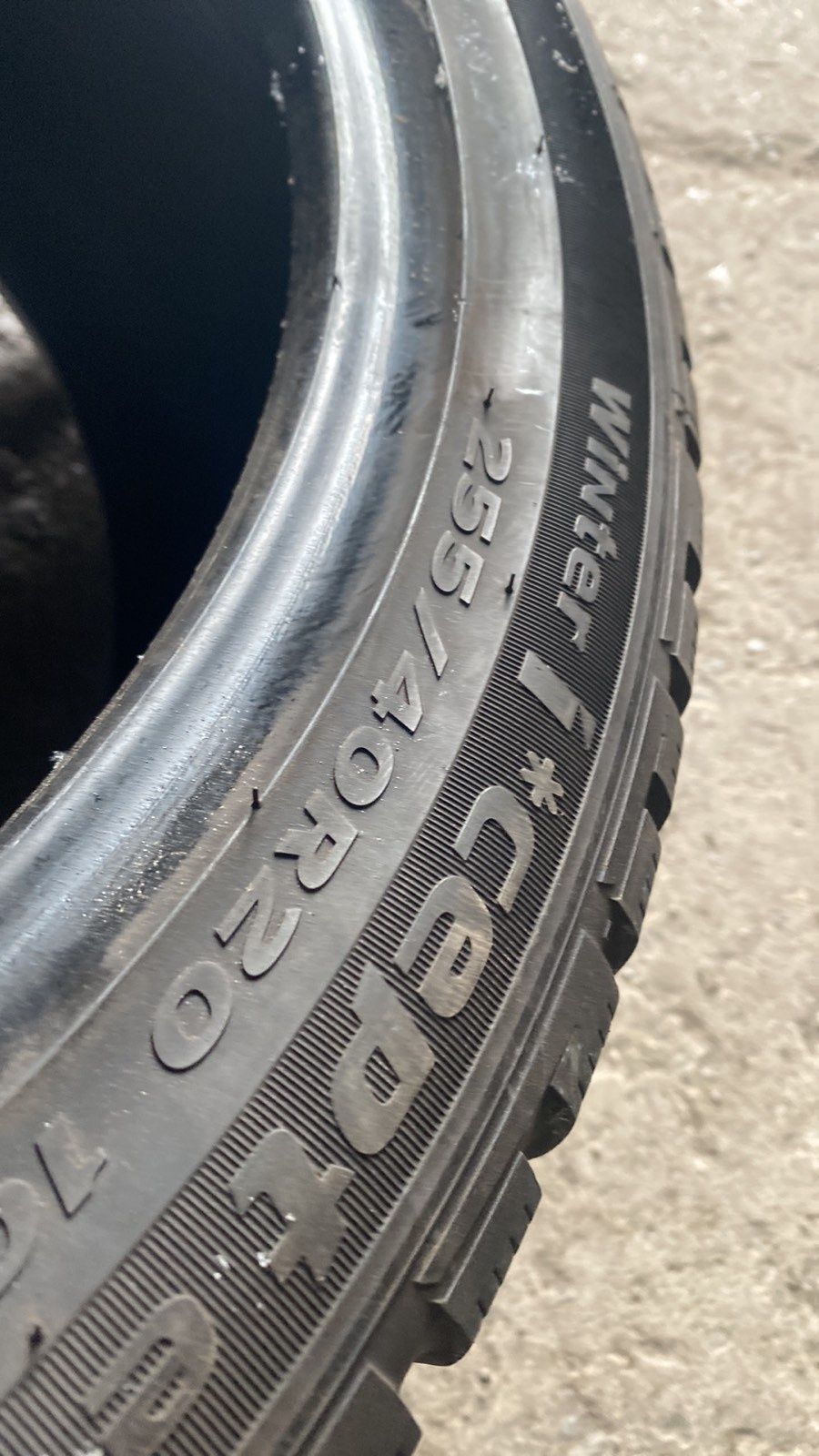 255.40.20 Hankook 2шт БУ зима шини резина з Европи БВ склад Харків 40