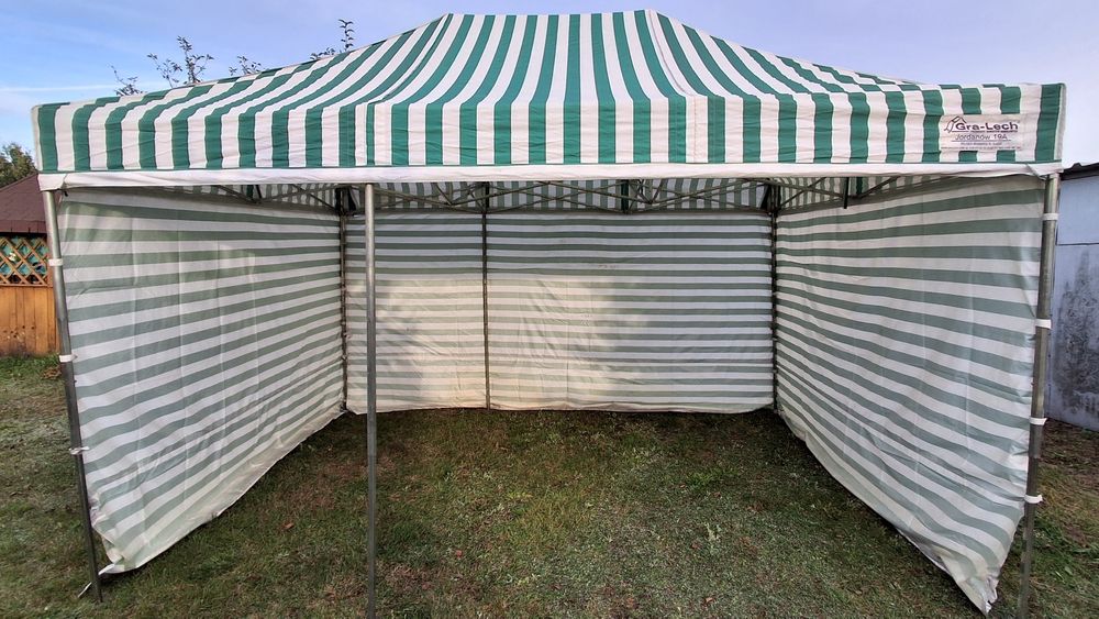Sprzedam namiot handlowy ekspresowy 2,7 m x 4 m wraz  daszkiem