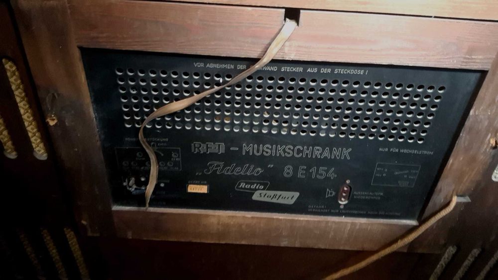 Radiola Fidelia 8E 154