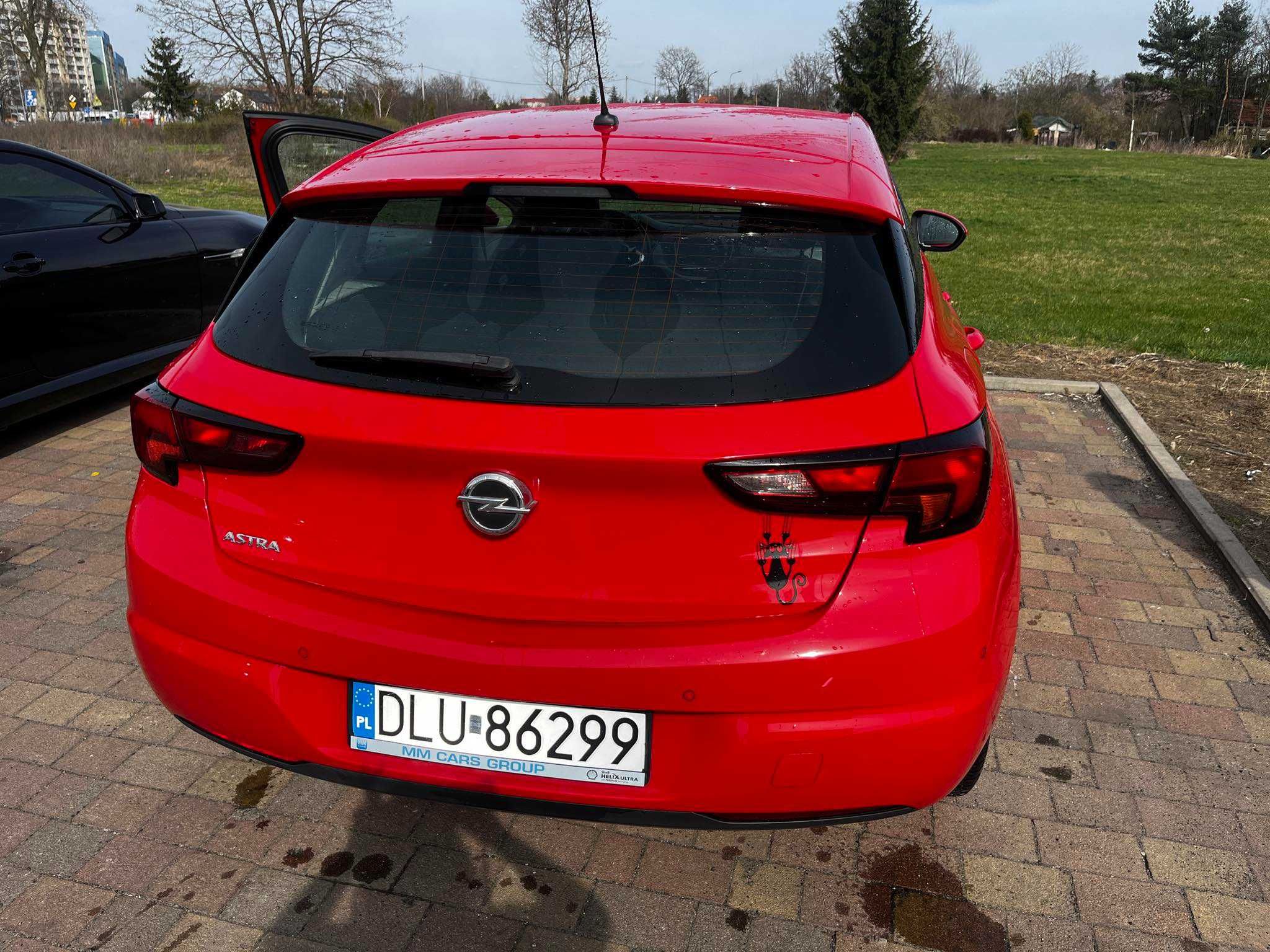Opel Astra Salon PL/świeżo po przeglądzie w OPLU