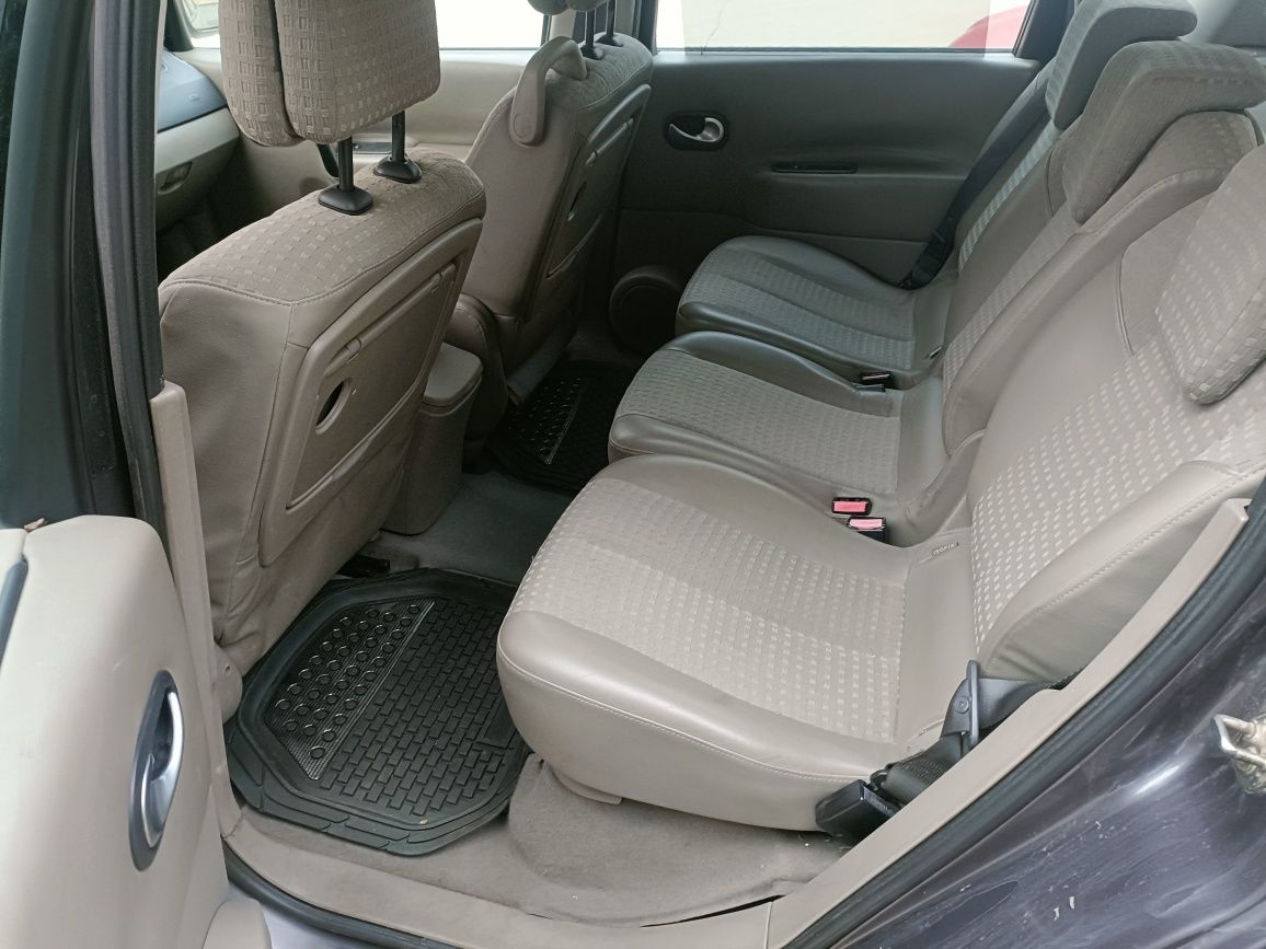 Renault Scenic ll 1.6 LPG z hakiem 2003 świeży przegląd