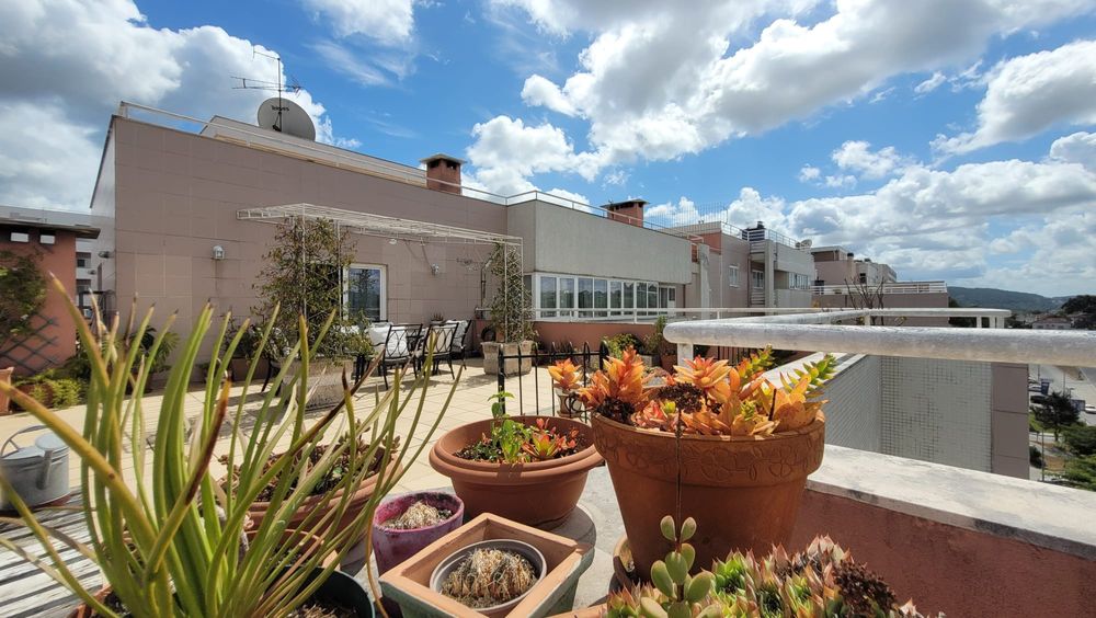 T4 Duplex em Braga ( Ferreiros)