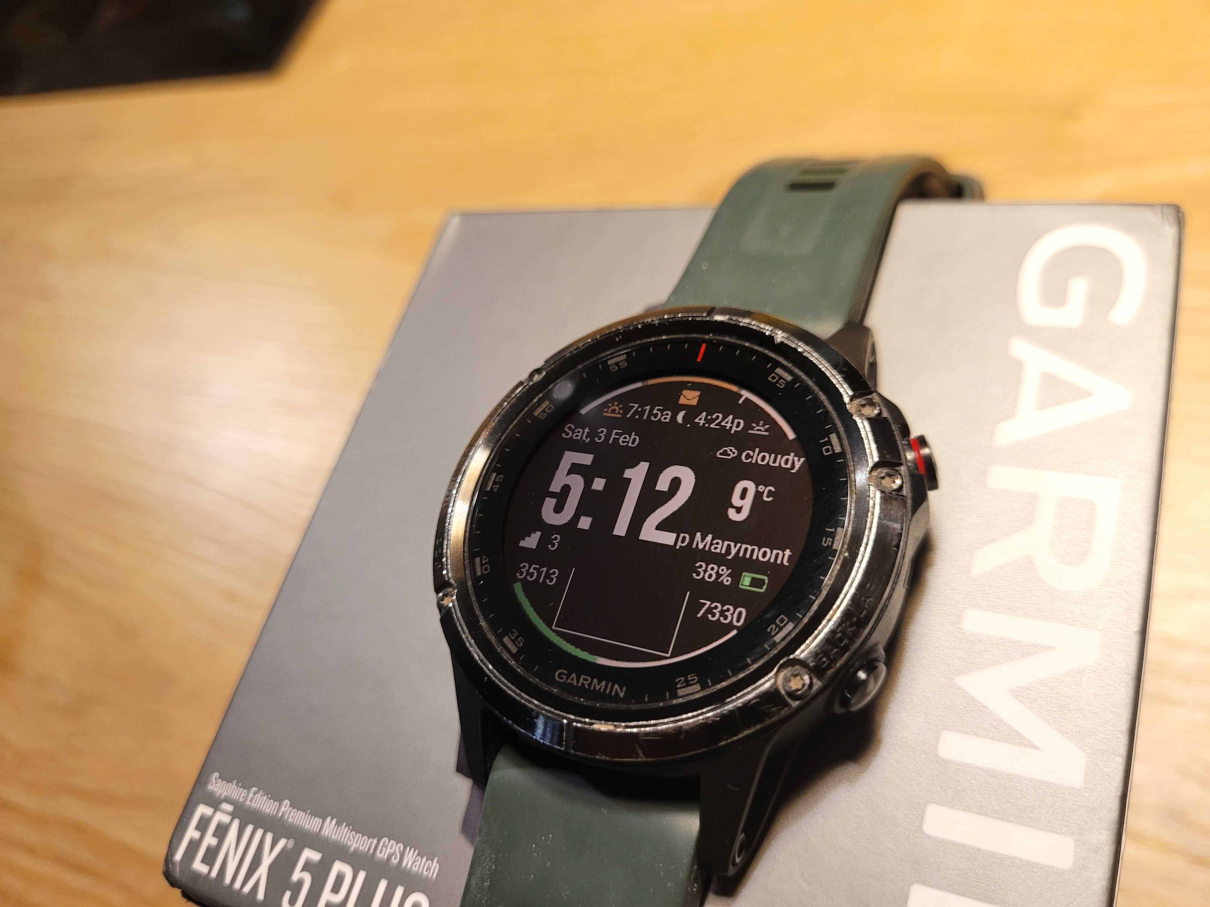 Garmin 5 plus Sapphire czarny, szafirowe szkło