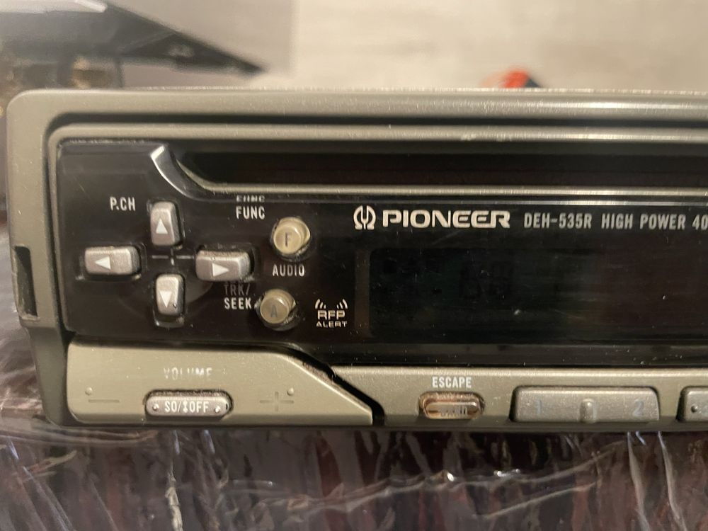 Pioneer DEH-535R; Old School; Radio CD;Odtwarzacz