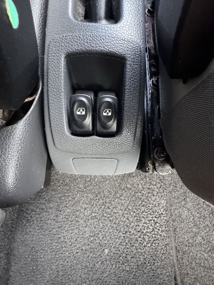 Dacia Logan 1.6 бензин