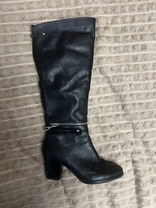 Зимове взуття/ жіноче взуття на каблуку/ шкіряне взуття на каблуку