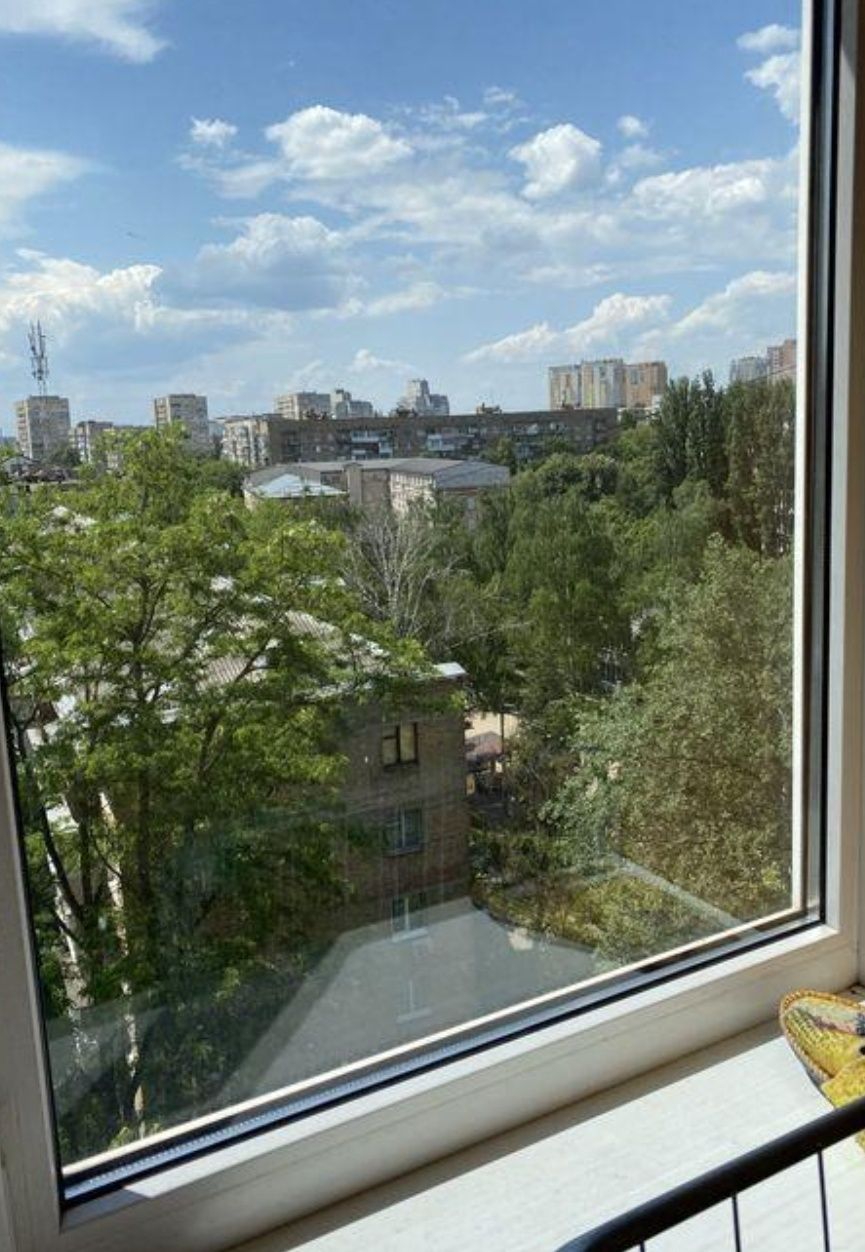 Продаю 3 кімн квартиру вул Солом'янська 16 метро Вокзальна Олимпийське