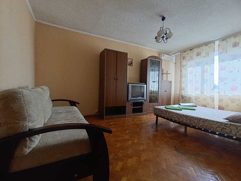 Оболонь. "ДримТаун". метро "Минская" 1-мин. Обололонский проспект-25.