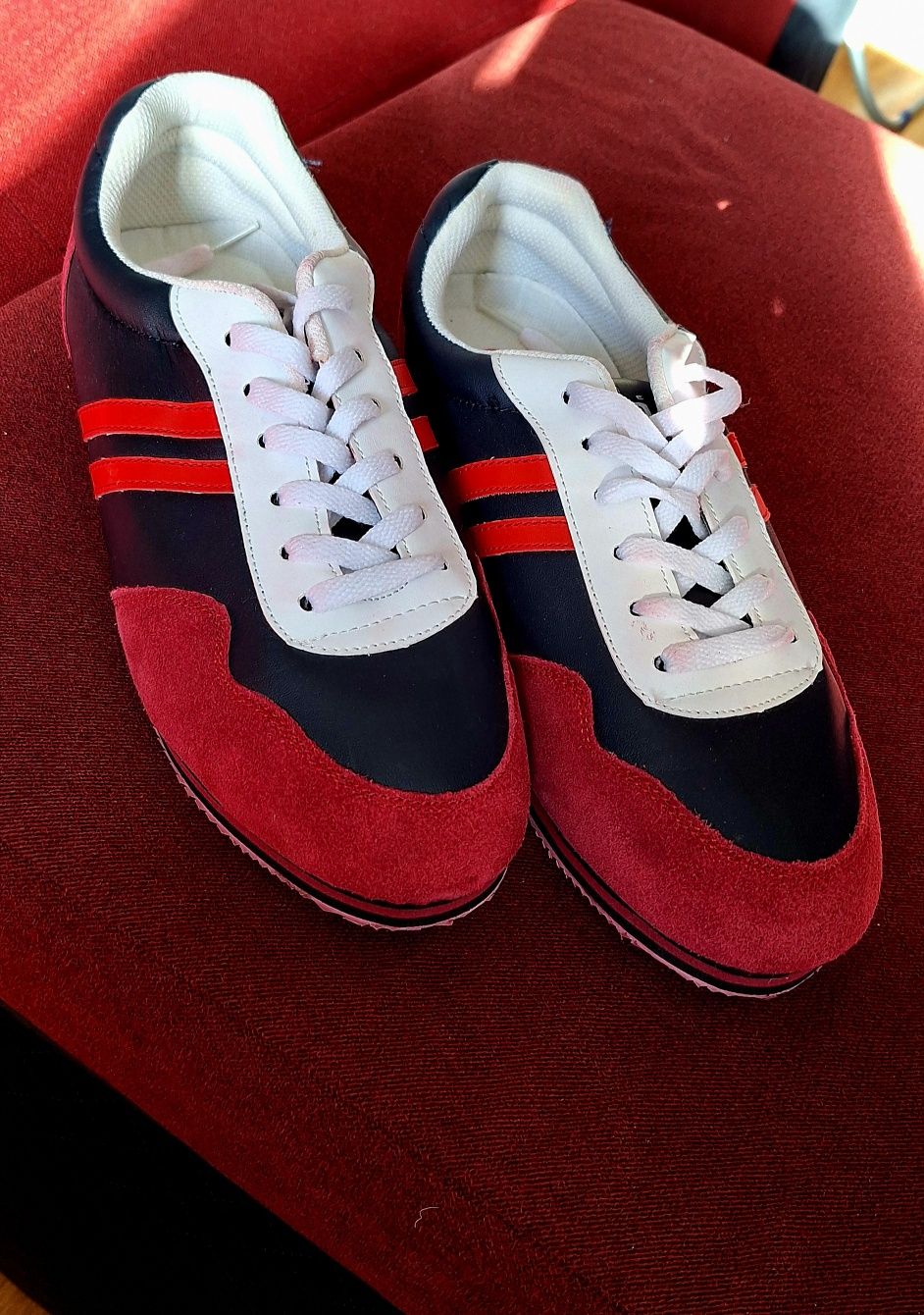 Buty Double Red nowe