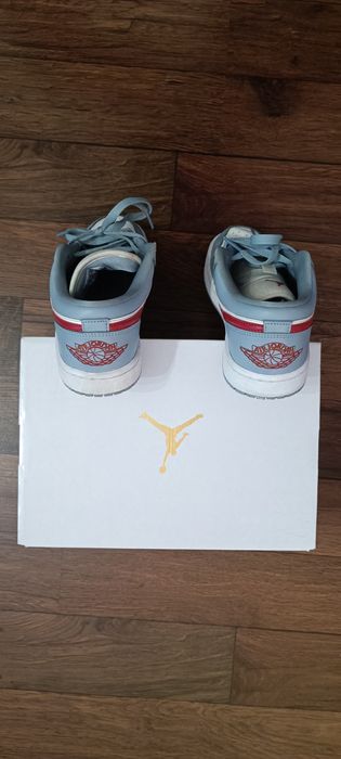 Buty NIKE Air Jordan 1 Low