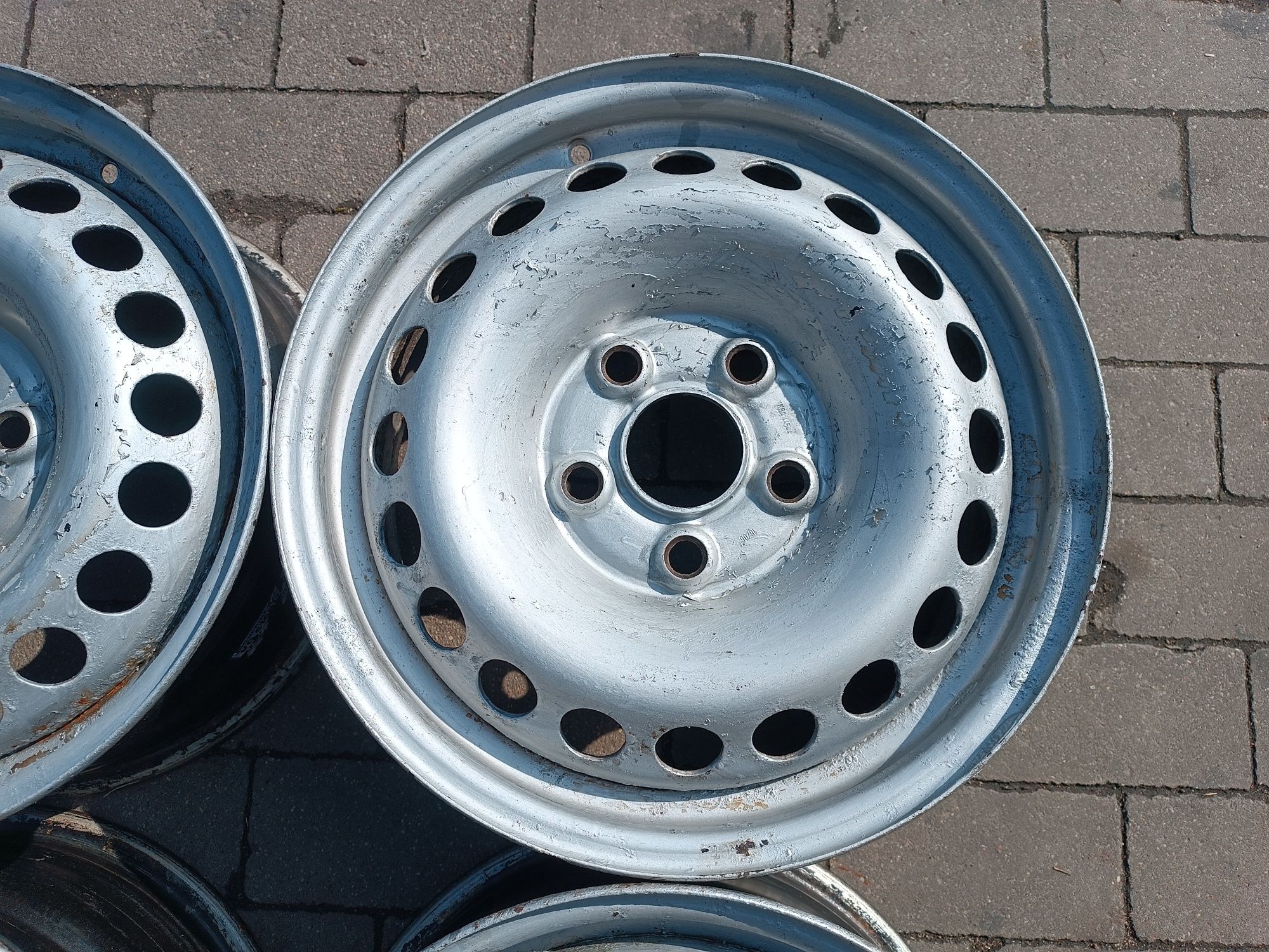 Felgi stalowe VW Transporter T5 T6 Multivan Caravelle 5x120 ET51  16"