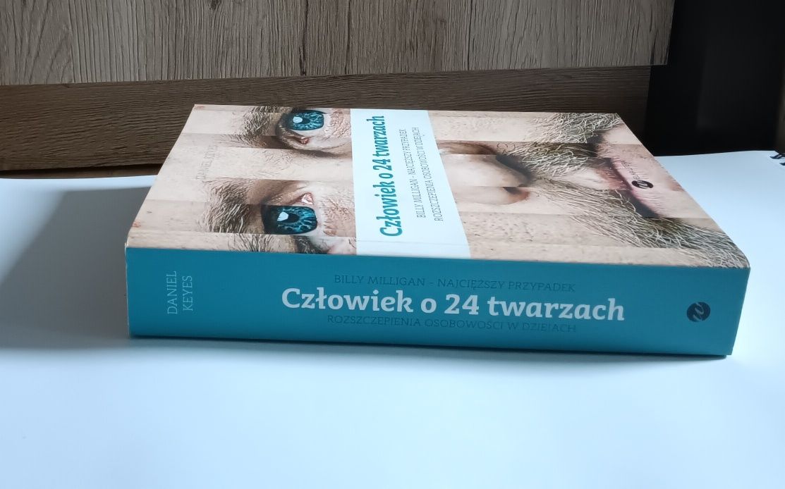 Człowiek o 24 twarzach