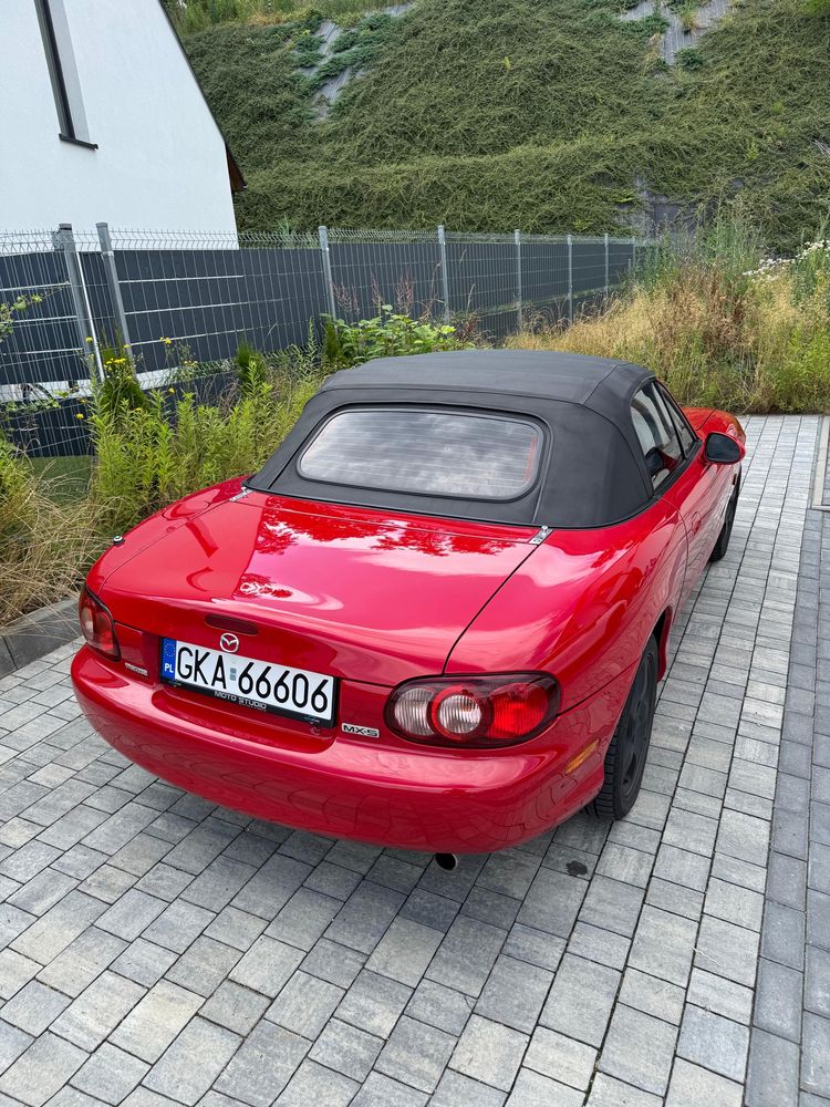 Mazda MX-5 NB 2002 1.6 – 170 000 km + Hardtop