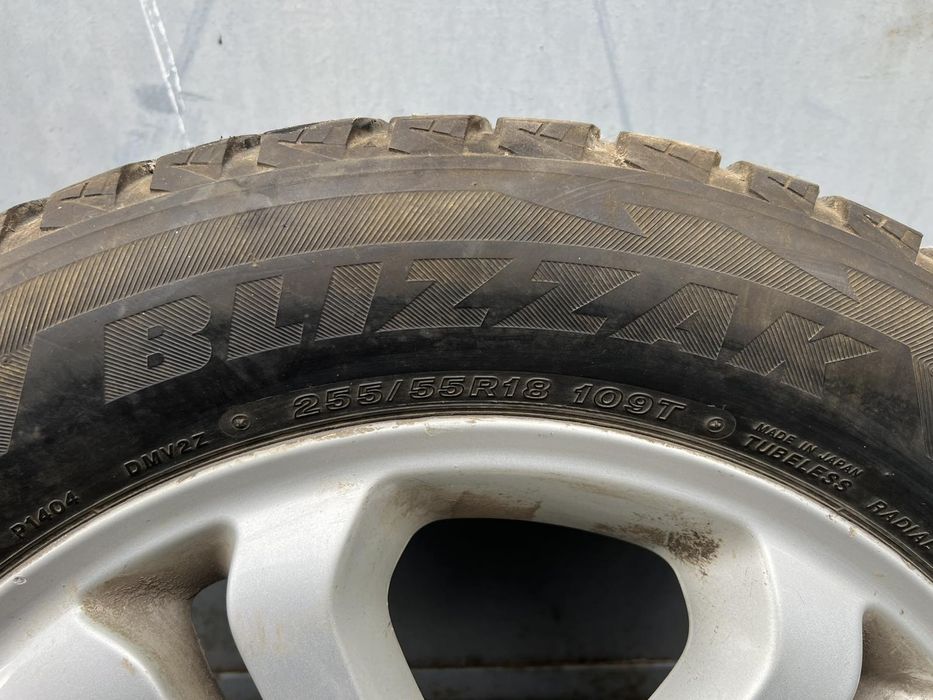 255/55 R18 Bridgestone Blizzak Шини Зима Продам Колеса в зборі