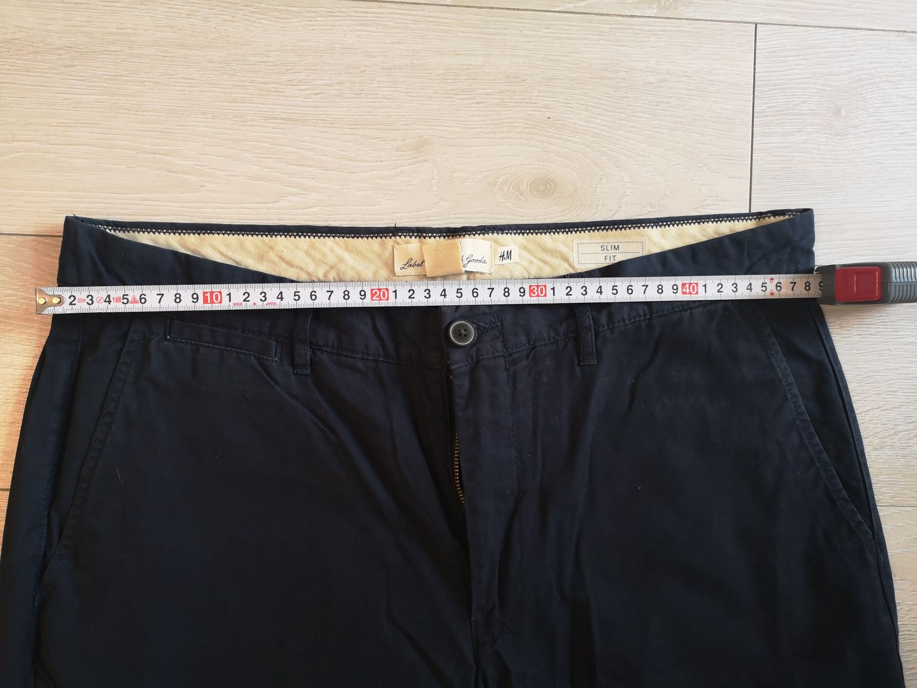 Spodnie męskie H&M Slim Fit rozmiar 36 granatowe