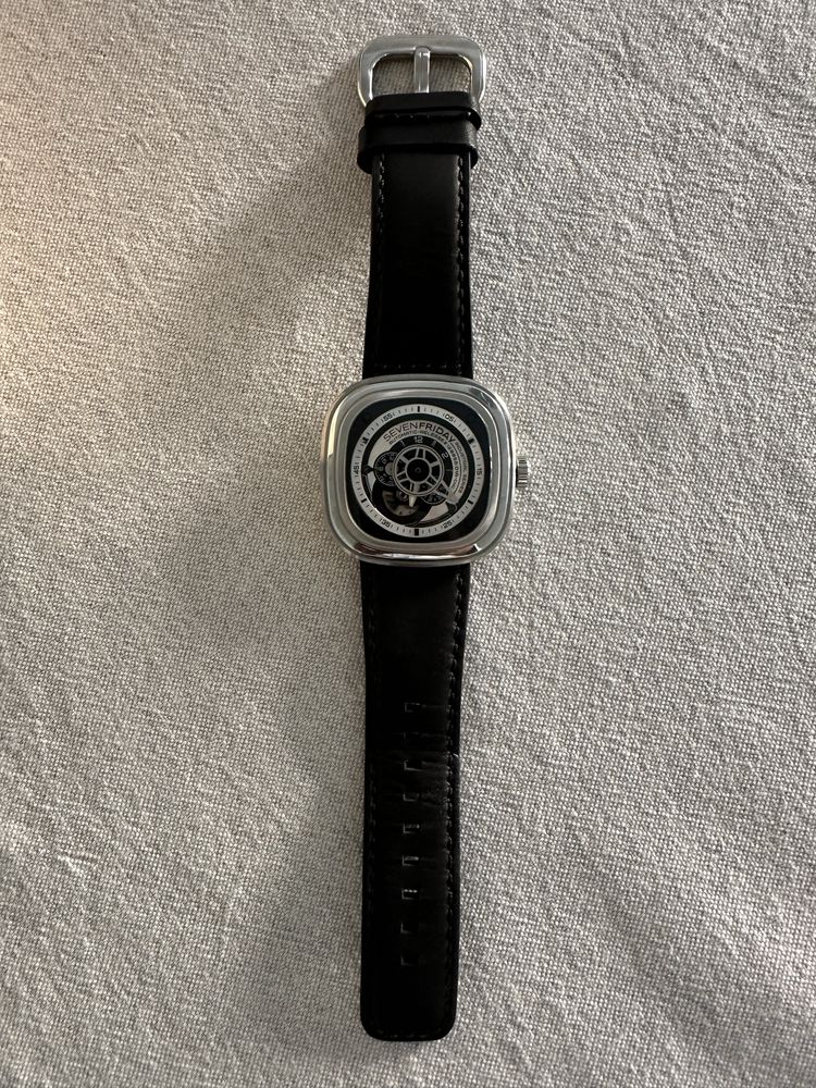 Relógio Sevenfriday P1B/01 como novo