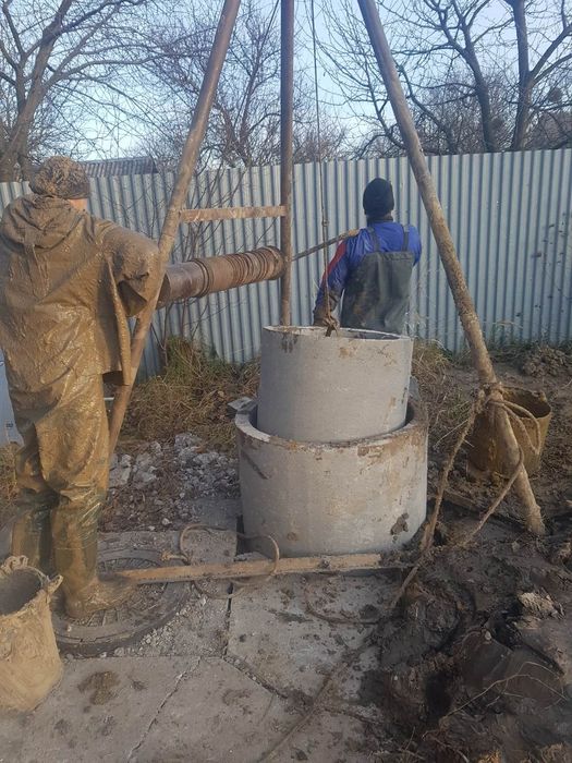 Чистка Криниці.Чистка Колодцев.Копка Криниці.Копка Канализации.Септик