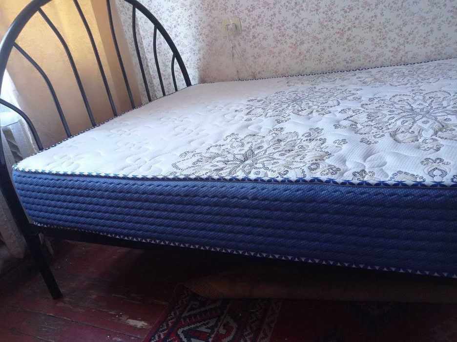 Продам хорошую кровать!