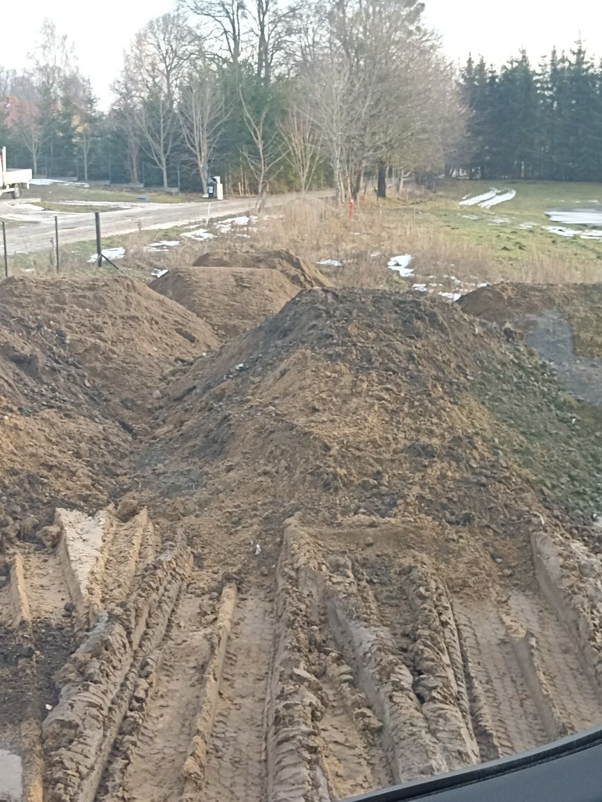 Za  darmo,  ziemia na podniesienie terenu