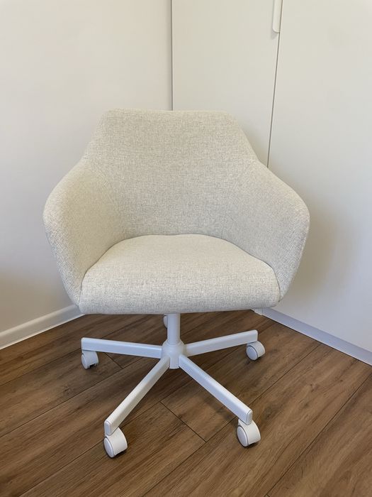 Fotel obrotowy krzesło obrotowe Ikea Tossberg