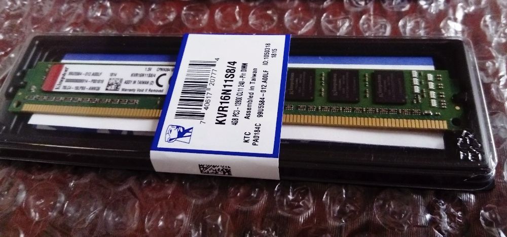 Новая оперативная память Kingston DDR3-1600 4096MB (KVR16N11S8/4)