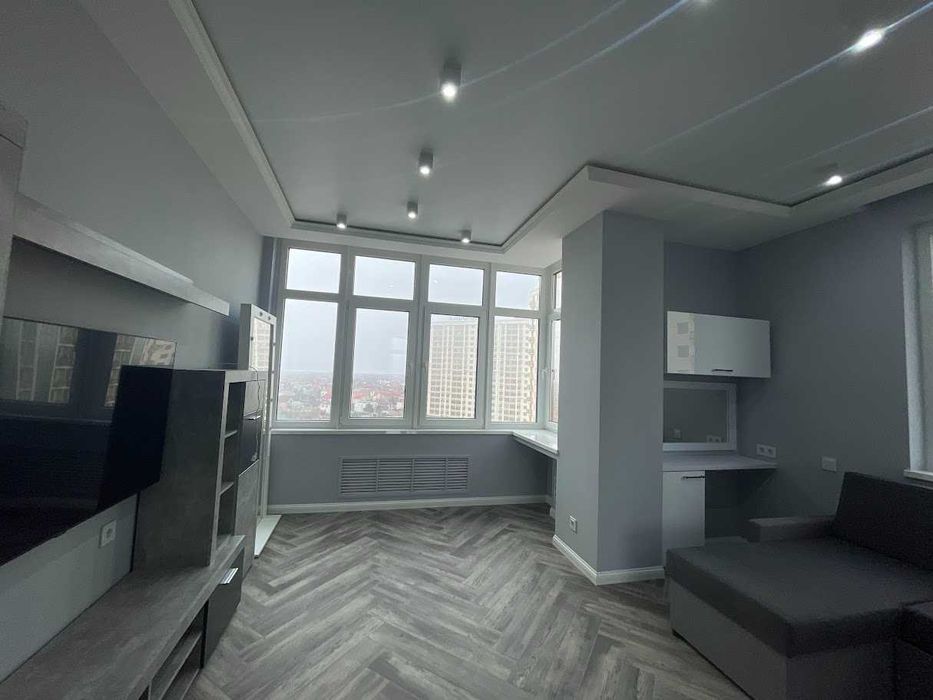 Продам красиву  квартиру терміново