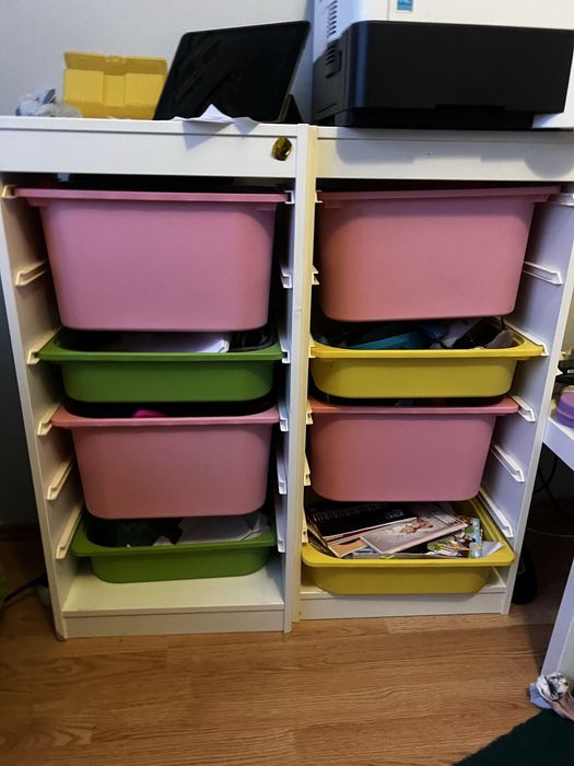 Sprzedasz szafki na zabawki