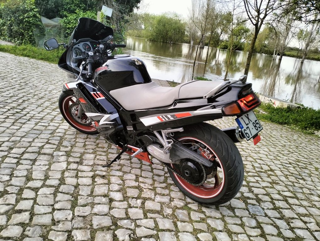 Honda Vfr 750 de 92