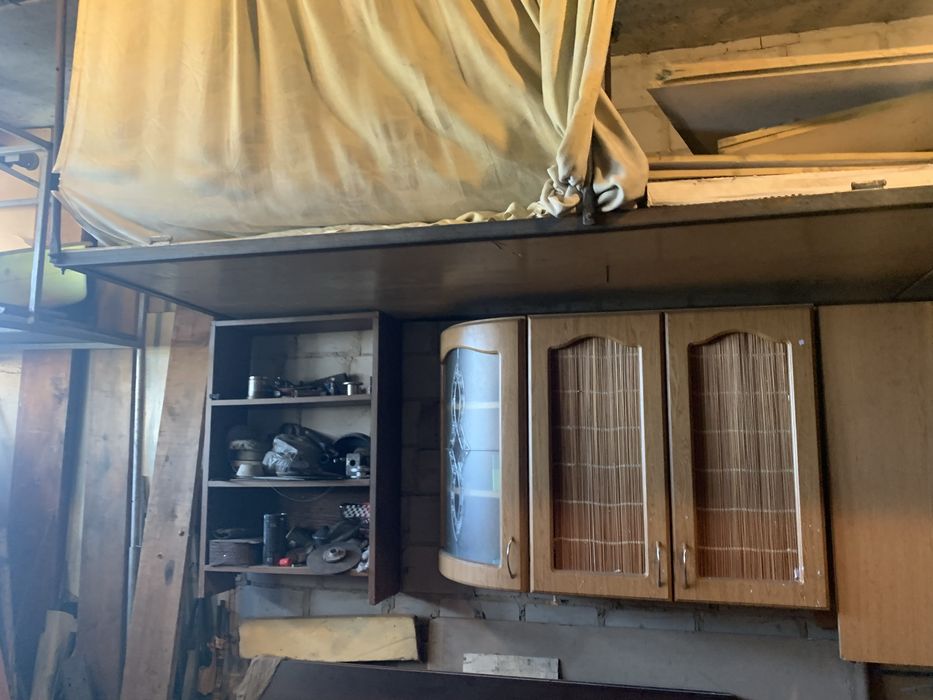 Сдам гараж на ОБолоні вул.Північна 5 кооператив «Схід» на 4 поверсі