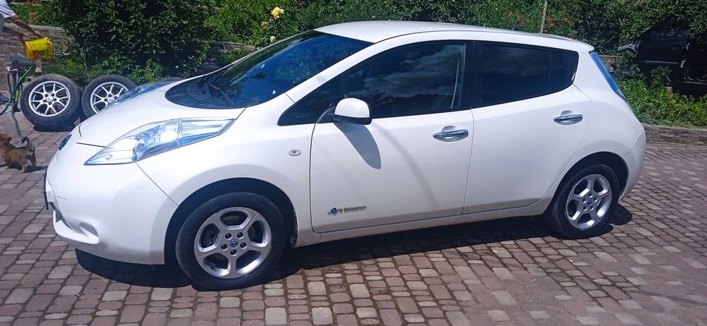 продам Nissan Leaf 2014 24kWt I покоління (FL)
